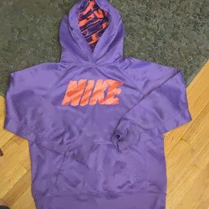 Super cute Girls Nike Hoodie